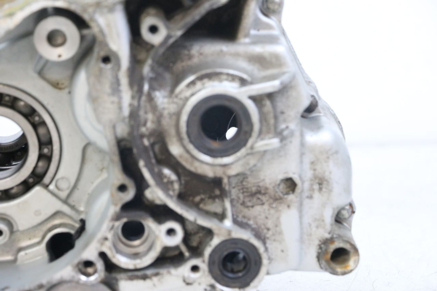 photo de Cárter inferior del motor DAELIM VL DAYSTAR 125 (2000 - 2011) - Estado de la superficie y material