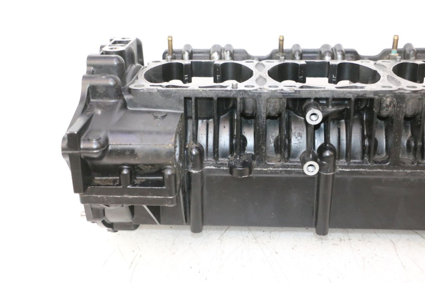 photo de CARTER YAMAHA WAVE RUNNER GP R 1200 (2000 - 2003) - Enfoque en la estructura