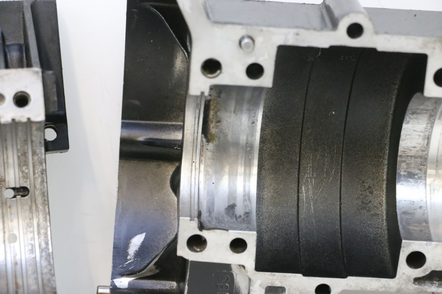photo de CARTER YAMAHA WAVE RUNNER GP R 1200 (2000 - 2003) - Estado de la superficie y material