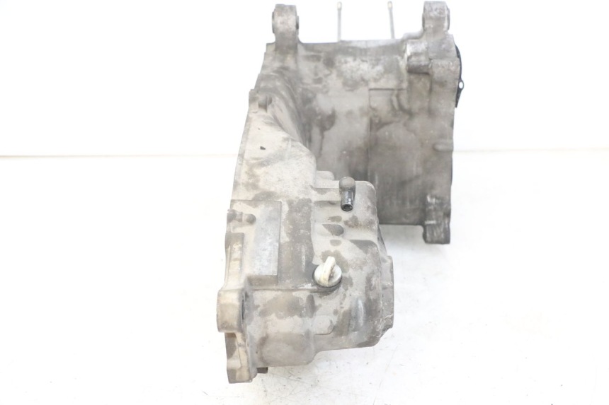 photo de CÁRTER DE MOTOR INFERIOR YAMAHA XMAX X-MAX 125 (2006 - 2009) - Características distintivas