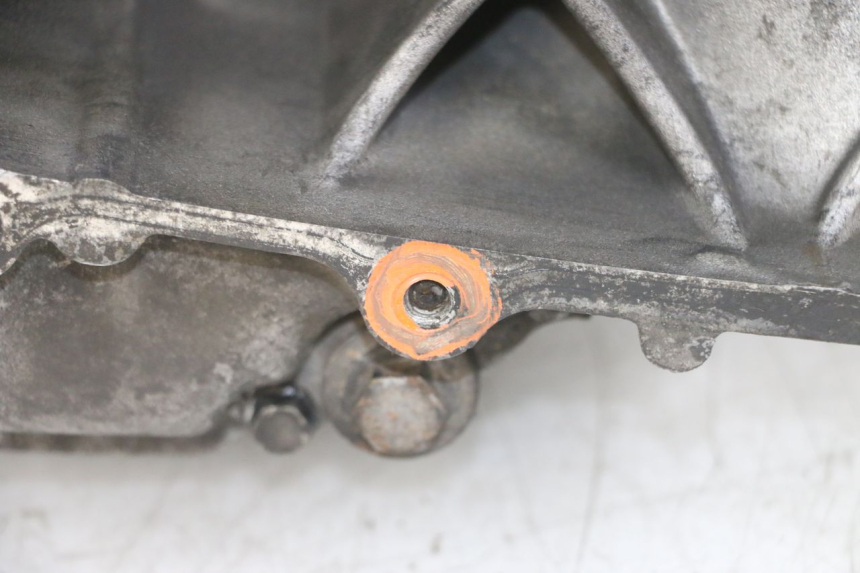 photo de CÁRTER DE MOTOR INFERIOR YAMAHA XMAX X-MAX 125 (2006 - 2009) - Enfoque en la estructura