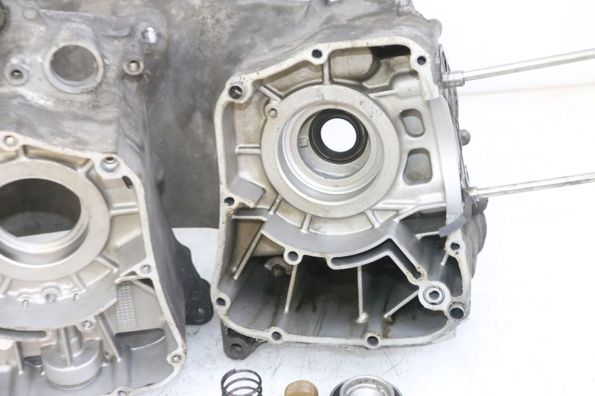 photo de CÁRTER DE MOTOR INFERIOR YAMAHA XMAX X-MAX 125 (2006 - 2009) - Detalle de la pieza