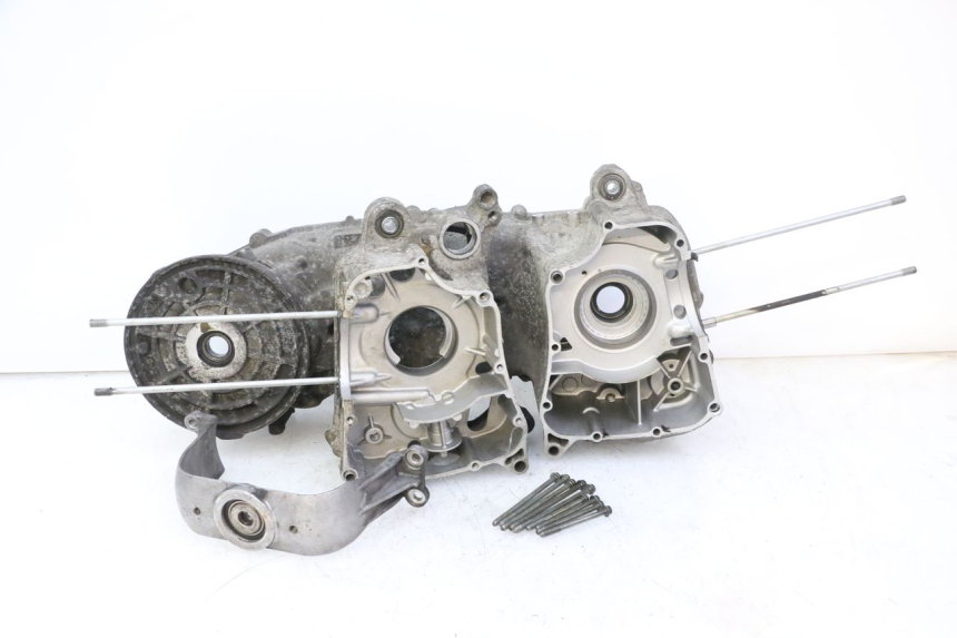 photo de CÁRTER DE MOTOR INFERIOR YAMAHA X-MAX XMAX 250 (2006 - 2009) - Detalle de la pieza