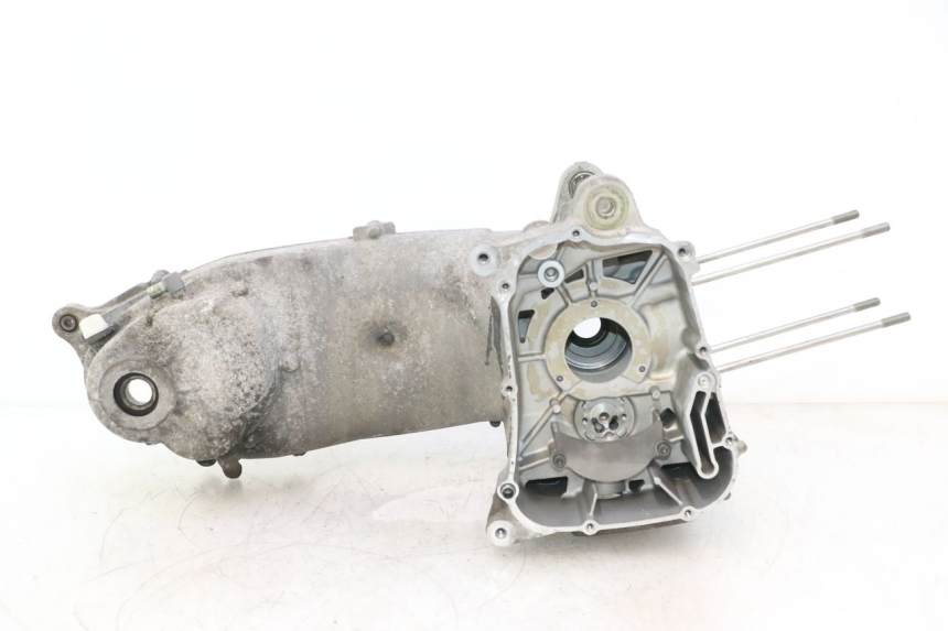 photo de CÁRTER DE MOTOR INFERIOR YAMAHA XMAX X-MAX 125 (2006 - 2009) - Perfil de la pieza de repuesto