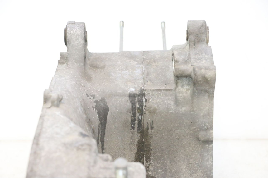 photo de CÁRTER DE MOTOR INFERIOR YAMAHA XMAX X-MAX 125 (2006 - 2009) - Estado de la superficie y material