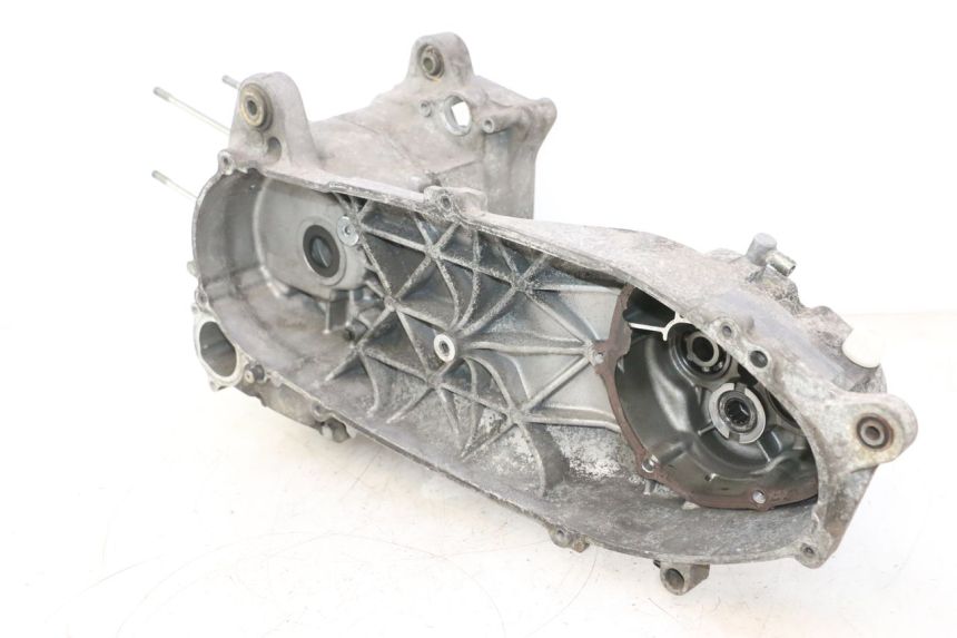 photo de CÁRTER DE MOTOR INFERIOR YAMAHA XMAX X-MAX 125 (2006 - 2009) - Marcados y referencias originales