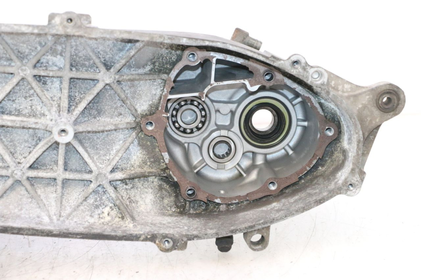 photo de CÁRTER DE MOTOR INFERIOR YAMAHA XMAX X-MAX 125 (2006 - 2009) - Características distintivas