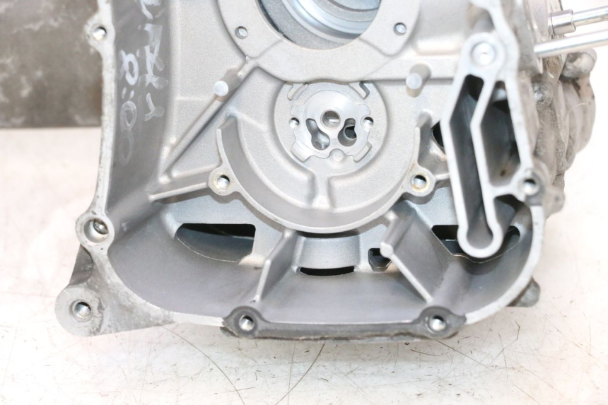 photo de CÁRTER DE MOTOR INFERIOR YAMAHA XMAX X-MAX 125 (2006 - 2009) - Vista principal