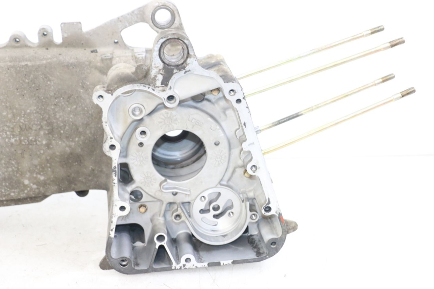 photo de Cárter inferior del motor KYMCO XCITING 250 (2006 - 2009) - Vista general del producto