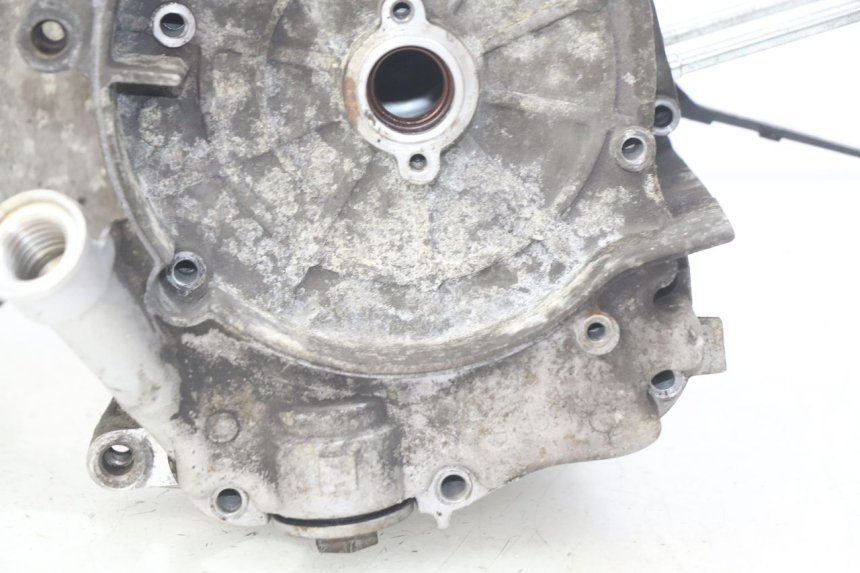 photo de CÁRTER DE MOTOR INFERIOR YAMASAKI YM T 125 (2015 - 2020) - Recambio usado revisado