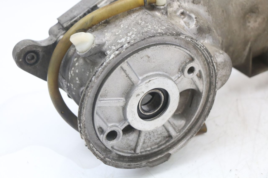 photo de CÁRTER DE MOTOR INFERIOR YAMAHA YP MAJESTY 125 (2002 - 2006) - Características distintivas