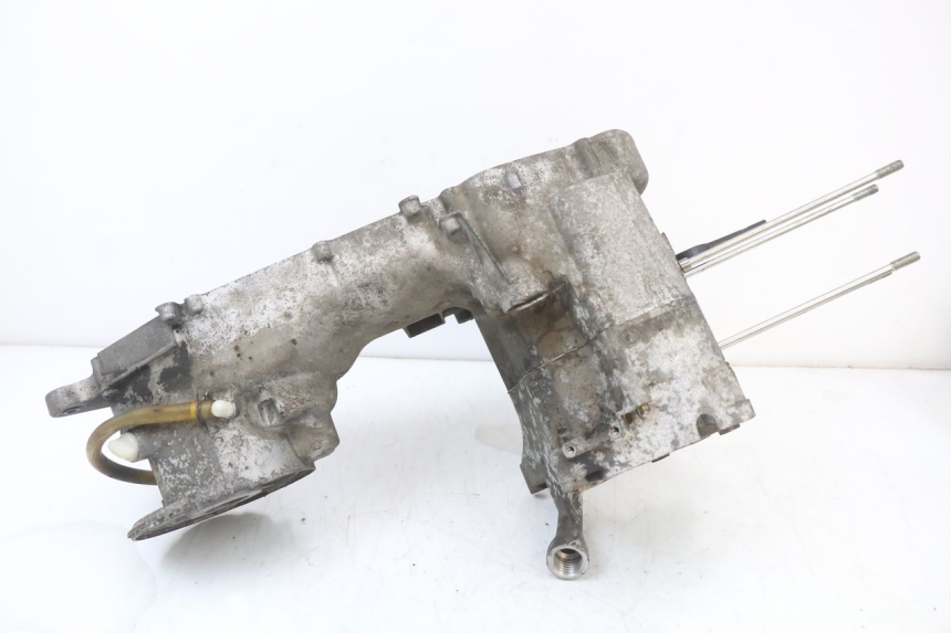 photo de CÁRTER DE MOTOR INFERIOR YAMAHA YP MAJESTY 125 (2002 - 2006) - Zoom sobre los componentes