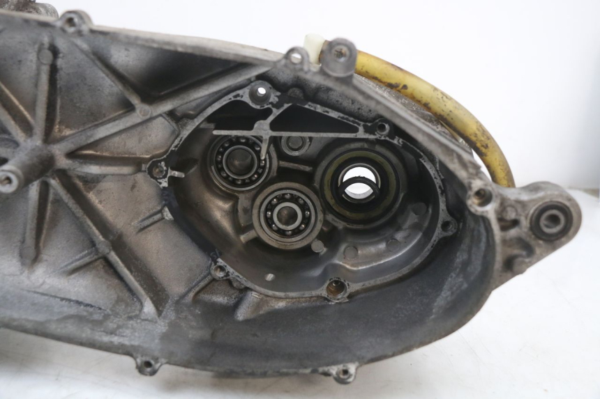 photo de CÁRTER DE MOTOR INFERIOR YAMAHA YP MAJESTY 125 (2002 - 2006) - Marcados y referencias originales