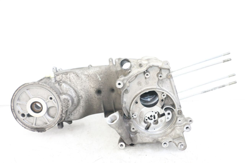 photo de CÁRTER DE MOTOR INFERIOR YAMAHA YP MAJESTY 125 (2002 - 2006) - Estado de la superficie y material