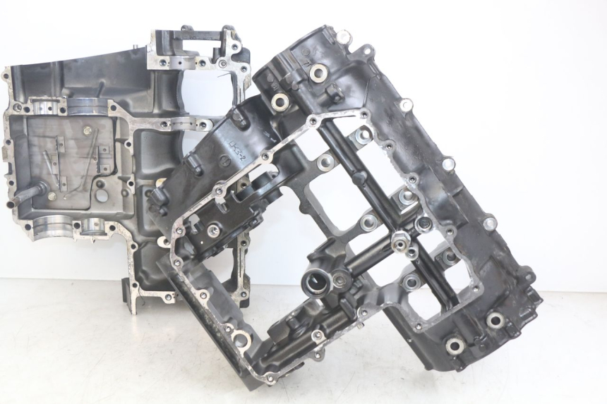 photo de CÁRTER DE MOTOR INFERIOR KAWASAKI Z 750 (2007 - 2013) - Otra vista del artículo
