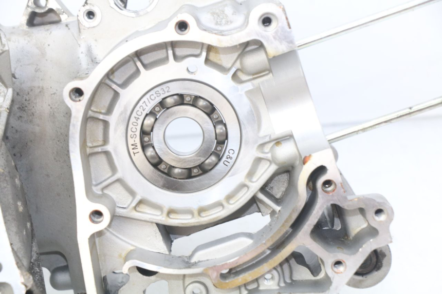 photo de CÁRTER DE MOTOR INFERIOR PIAGGIO ZIP 4T 50 (2018 - 2020) - Perfil de la pieza de repuesto