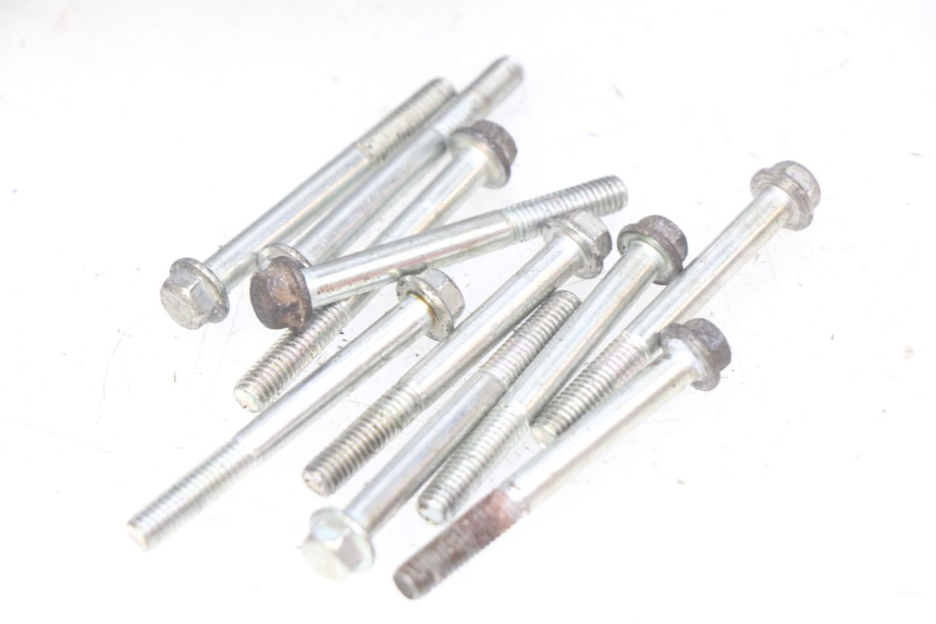 photo de CÁRTER DE MOTOR INFERIOR PIAGGIO ZIP 4T 50 (2018 - 2020) - Detalle de la pieza