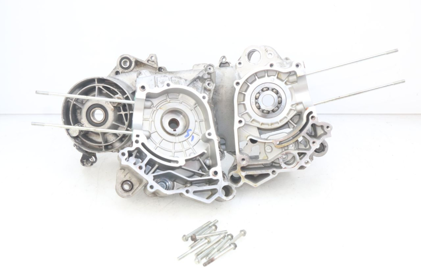 photo de CÁRTER DE MOTOR INFERIOR PIAGGIO ZIP 4T 50 (2018 - 2020) - Zoom estado de uso