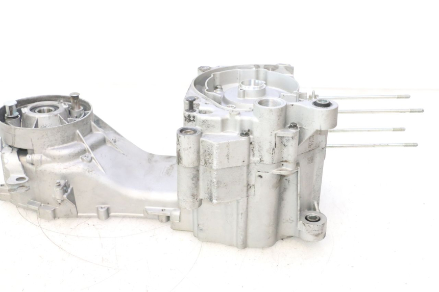 photo de CARTER PIAGGIO ZIP IGET 4T 50 (2021 - 2023) - Detalles de los puntos de fijación