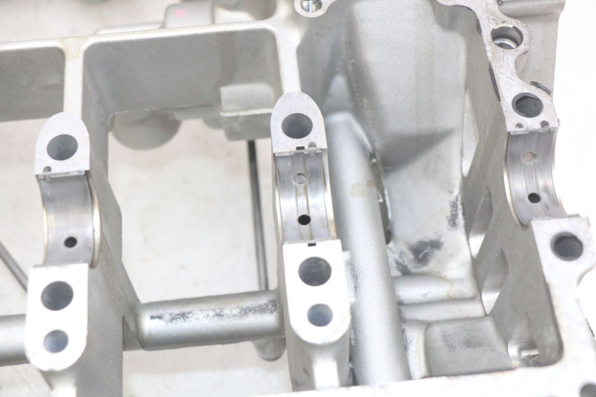 photo de CÁRTER DE MOTOR INFERIOR KAWASAKI ZX-6R ZX6R 600 (1995 - 1997) - Ángulo de visión alternativo