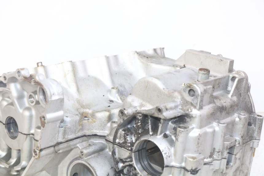 photo de CÁRTER DE MOTOR INFERIOR KAWASAKI ZX-6R ZX6R 600 (1995 - 1997) - Zoom estado de uso