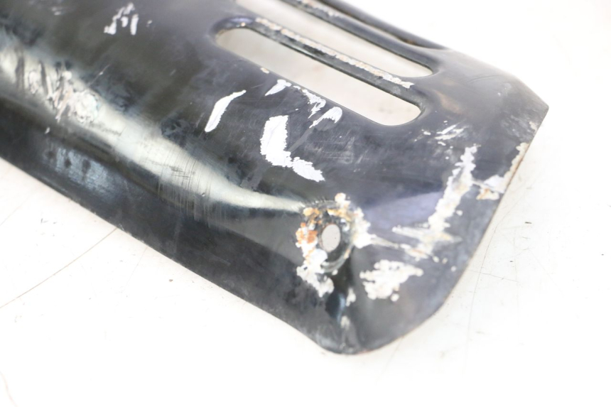 photo de PROTECCION ESCAPE KYMCO AGILITY FR 2T 50 (2012 - 2017) - Detalles de los puntos de fijación