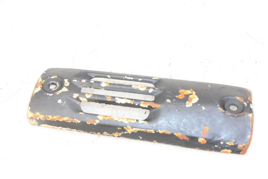 photo de PROTECCION ESCAPE MBK BOOSTER SPIRIT NAKED 50 (2004 - 2017) - Primer plano técnico