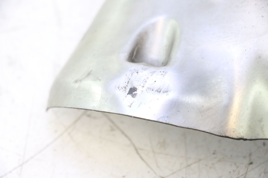 photo de PROTECCION ESCAPE GILERA GP 800 (2007 - 2013) - Detalle de la pieza