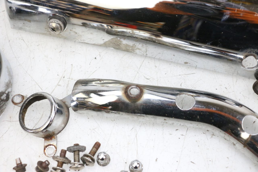 photo de PROTECCION ESCAPE KYMCO GRAND DINK 125 (2002 - 2007) - Recambio usado revisado