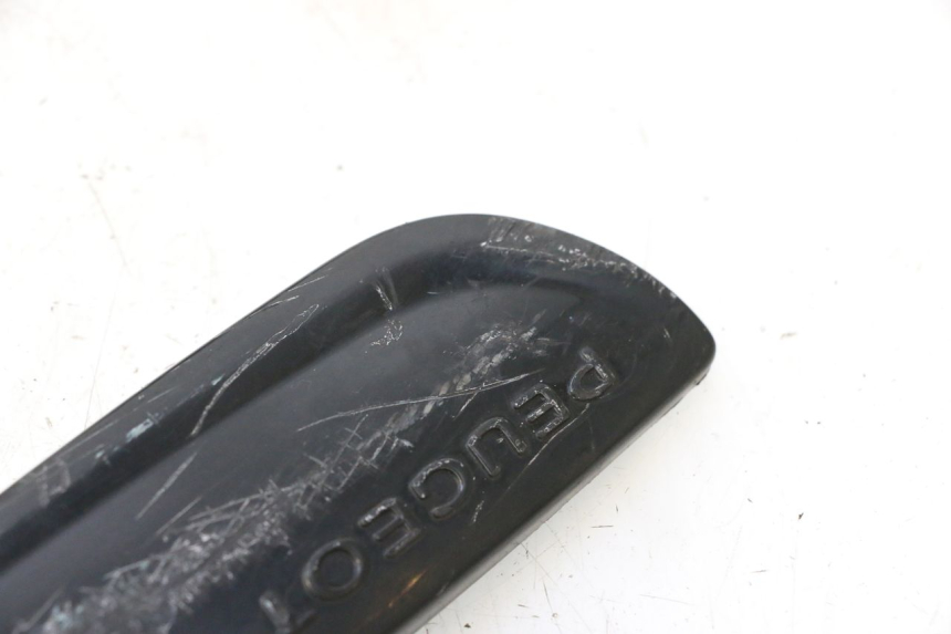 photo de PROTECCION ESCAPE PEUGEOT KISBEE 2T 50 (2010 - 2017) - Primer plano técnico