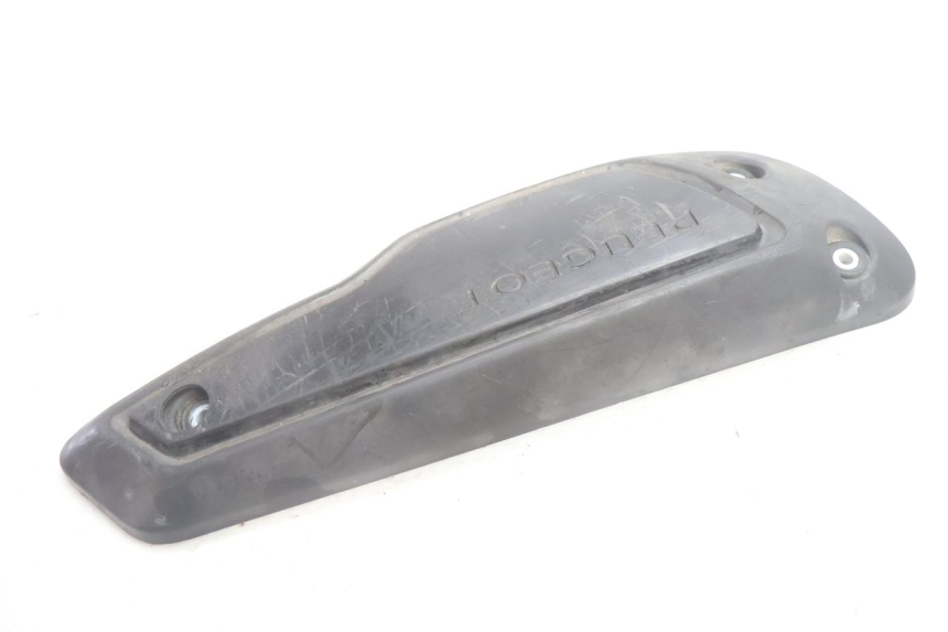 photo de PROTECCION ESCAPE PEUGEOT KISBEE 4T 50 (2010 - 2017) - Primer plano técnico