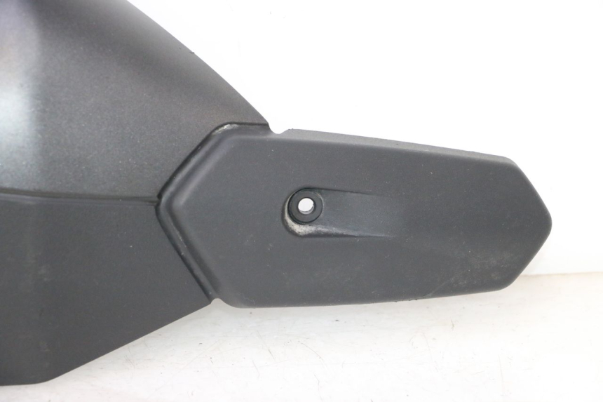 photo de PROTECCION ESCAPE PIAGGIO MP3 HPE 530 (2022 - 2026) - Otra vista del artículo