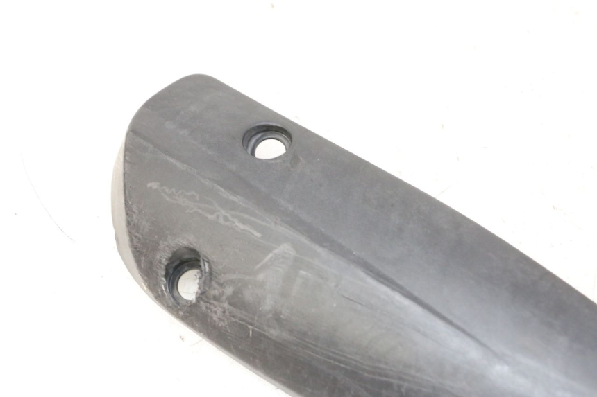 photo de PROTECCION ESCAPE JM MOTORS OLDIES GT 4T 50 (2018 - 2025) - Primer plano técnico