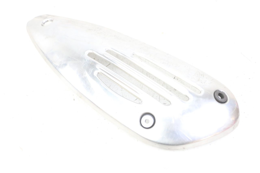 photo de PROTECCION ESCAPE PIAGGIO VESPA LX 2T 50 (2005 - 2013) - Primer plano técnico