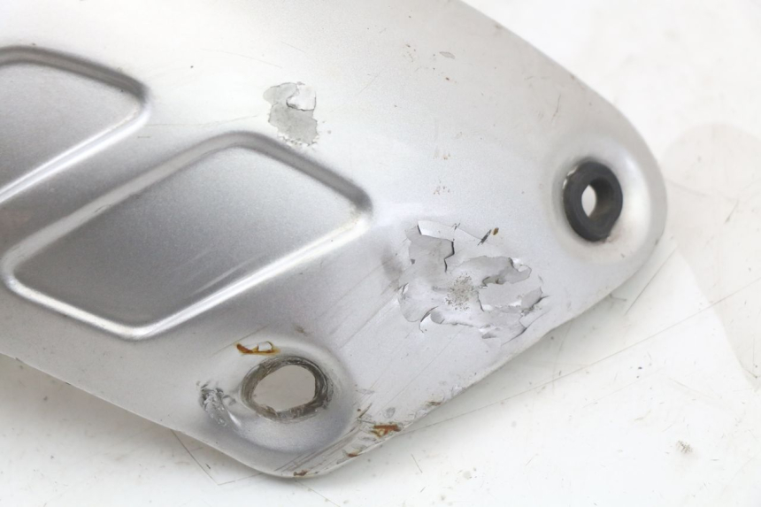 photo de PROTECCION ESCAPE YAMAHA TDR DELTABOX 125 (1997 - 2003) - Otra perspectiva