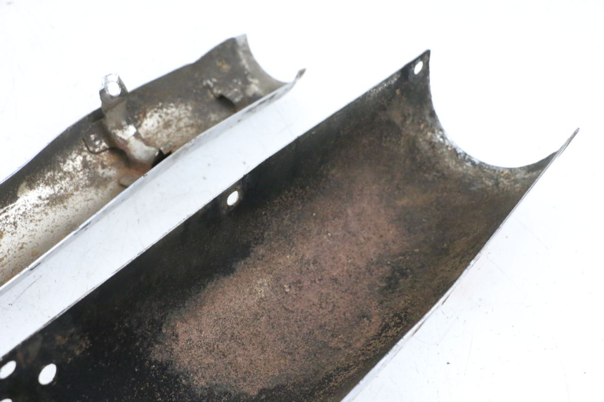 photo de PROTECCION ESCAPE KYMCO ZING 125 (1997 - 2003) - Primer plano técnico