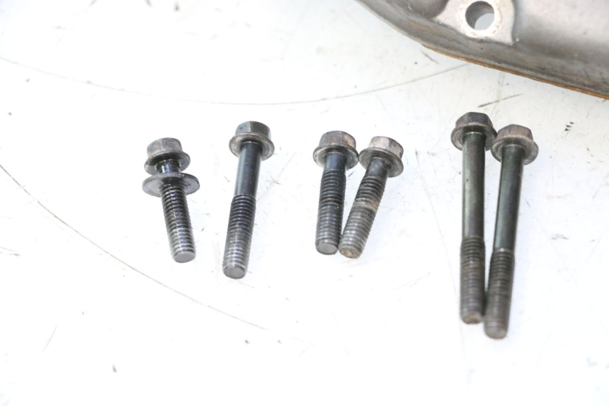 photo de TAPA DE EMBRAGUE SUZUKI DR S 600 (1985 - 1989) - Foto de producto adicional