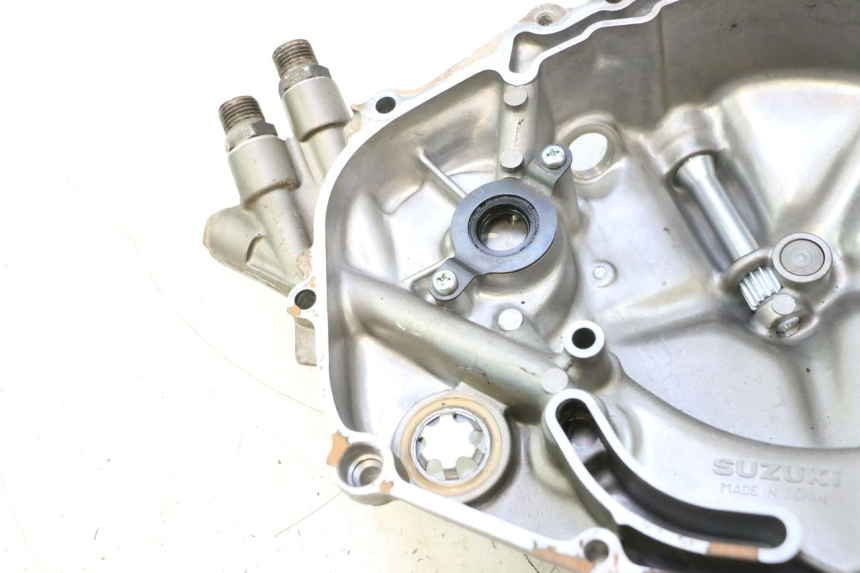 photo de TAPA DE EMBRAGUE SUZUKI DR S 600 (1985 - 1989) - Primer plano técnico