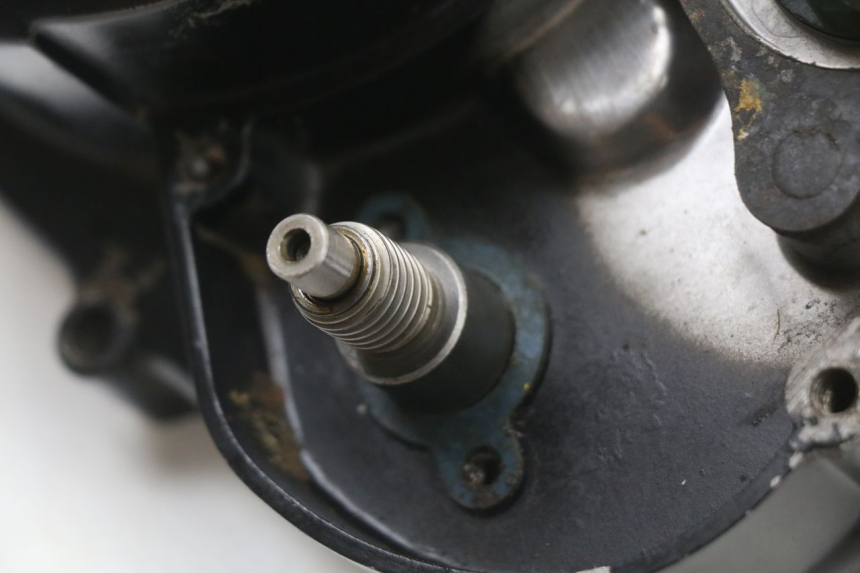 photo de TAPA DE EMBRAGUE YAMAHA DTLC 125 (1982 - 1987) - Otra perspectiva