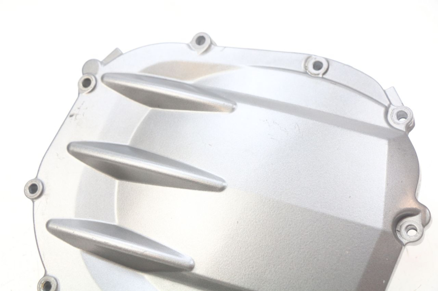 photo de CUBIERTA DE EMBRAGUE YAMAHA FJR ABS 1300 (2006 - 2012) - Otra perspectiva
