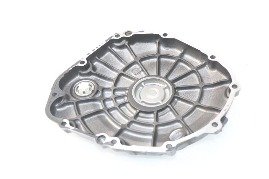 photo de TAPA DE EMBRAGUE SUZUKI GSR 600 (2005 - 2012) - Primer plano técnico