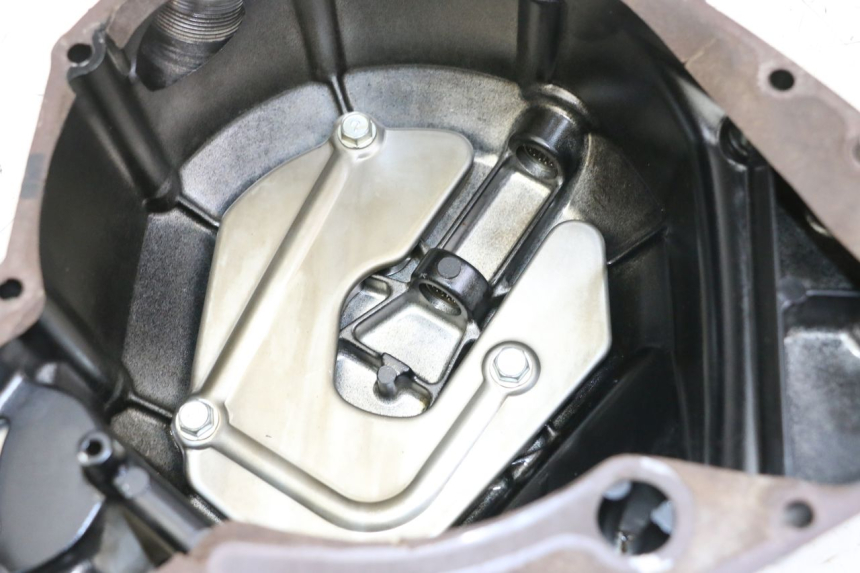 photo de TAPA DE EMBRAGUE KAWASAKI ZR7 ZR-7 S 750 (1999 - 2004) - Detalle de la pieza