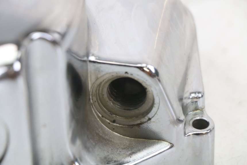 photo de TAPA DE EMBRAGUE REGAL RAPTOR RAXTER 2 125 (2007 - 2015) - Primer plano técnico