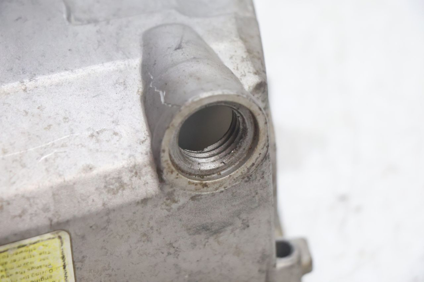 photo de TAPA DE EMBRAGUE APOLLO RFZ 125 - Primer plano técnico