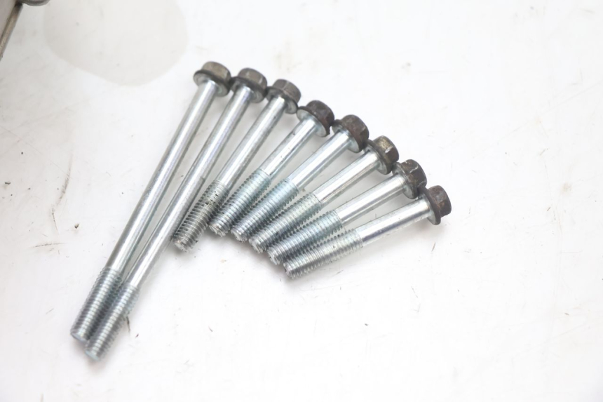 photo de TAPA DE EMBRAGUE APOLLO RFZ 140 - Estado de la superficie y material