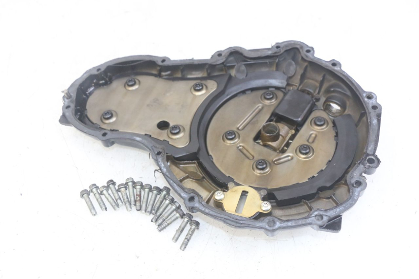 photo de CUBIERTA DE EMBRAGUE TRIUMPH SPRINT ST 955 (1999 - 2001) - Primer plano técnico