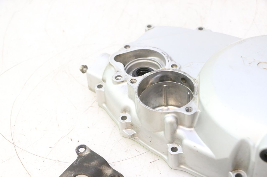 photo de TAPA DE EMBRAGUE HONDA XLV VARADERO 125 (2007 - 2012) - Estado de la superficie y material