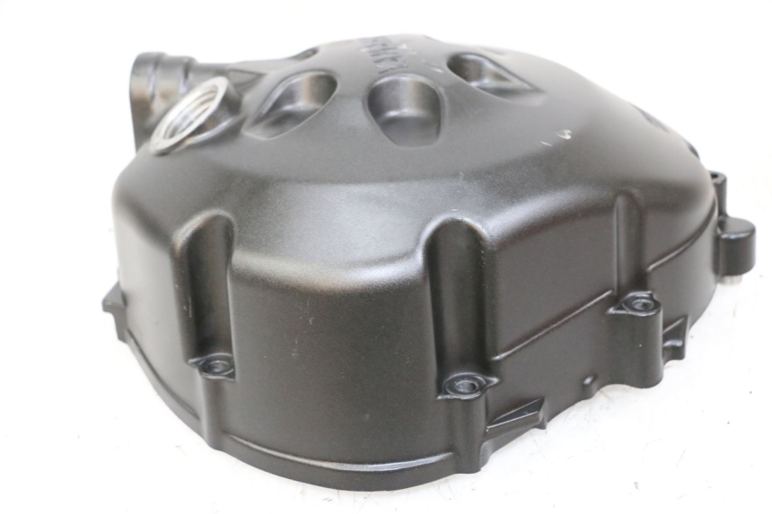 photo de TAPA DE EMBRAGUE YAMAHA FZ1 FAZER 1000 (2007 - 2009) - Primer plano técnico