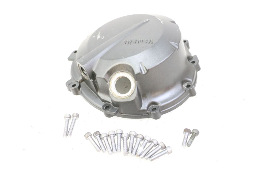 photo de TAPA DE EMBRAGUE YAMAHA FZ6 FAZER S2 600 (2007 - 2011) - Primer plano técnico
