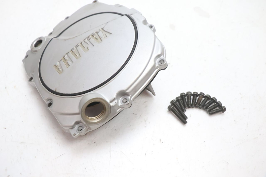 photo de TAPA DE EMBRAGUE YAMAHA YZF R GENESIS 750 (1993 - 1998) - Primer plano técnico